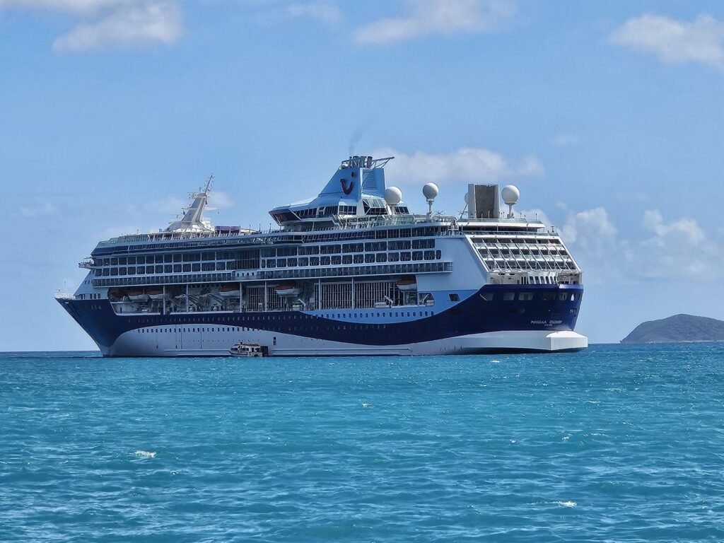 Cruise ship in beautiful turqoise sea