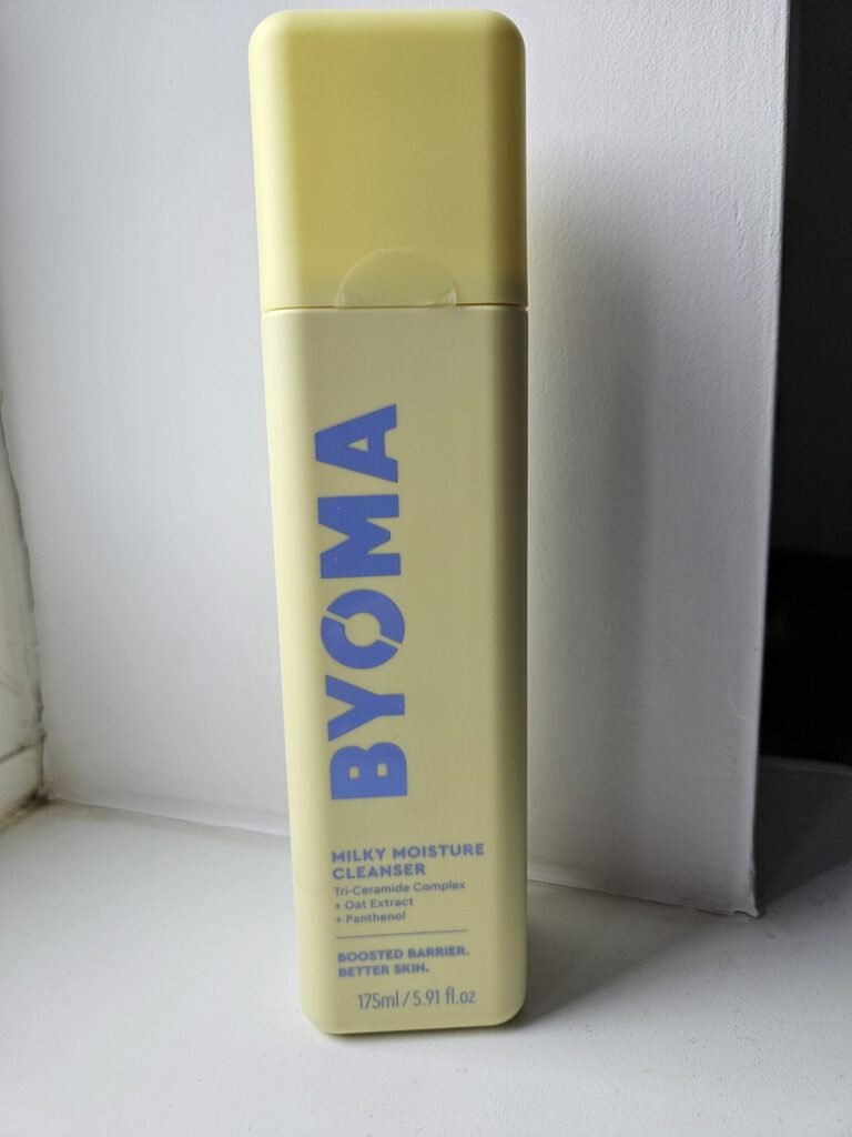 Byoma milky cleanser